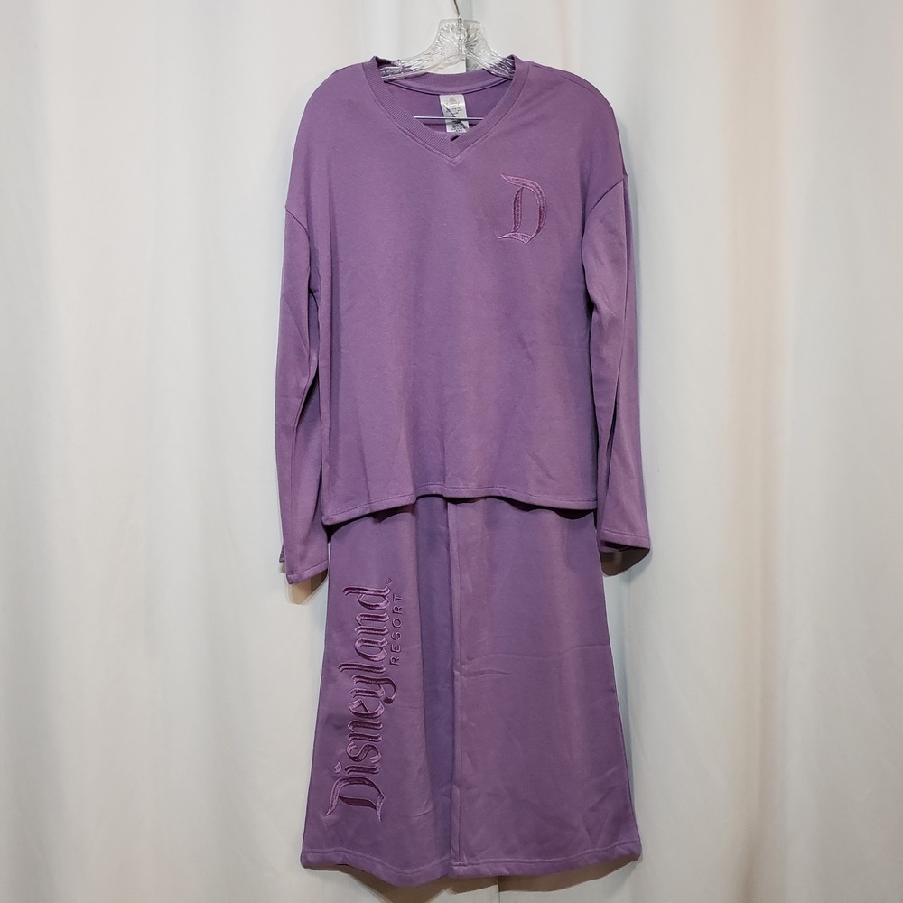 Disney Parks Disneyland Resort Purple Loungewear Set V-Neck Pullover Pants Small - Picture 8 of 14